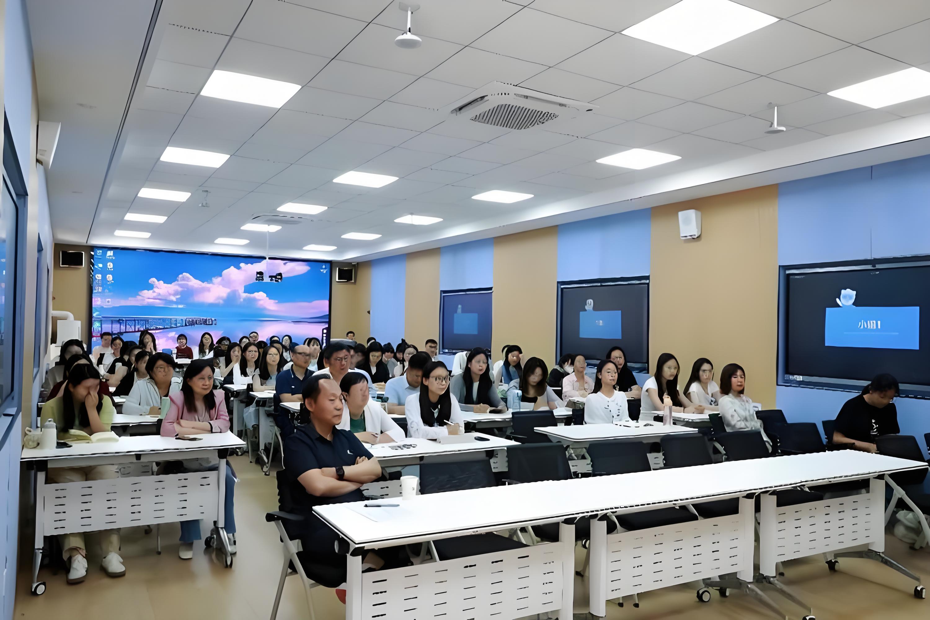 华东师范大学师范生实践教学